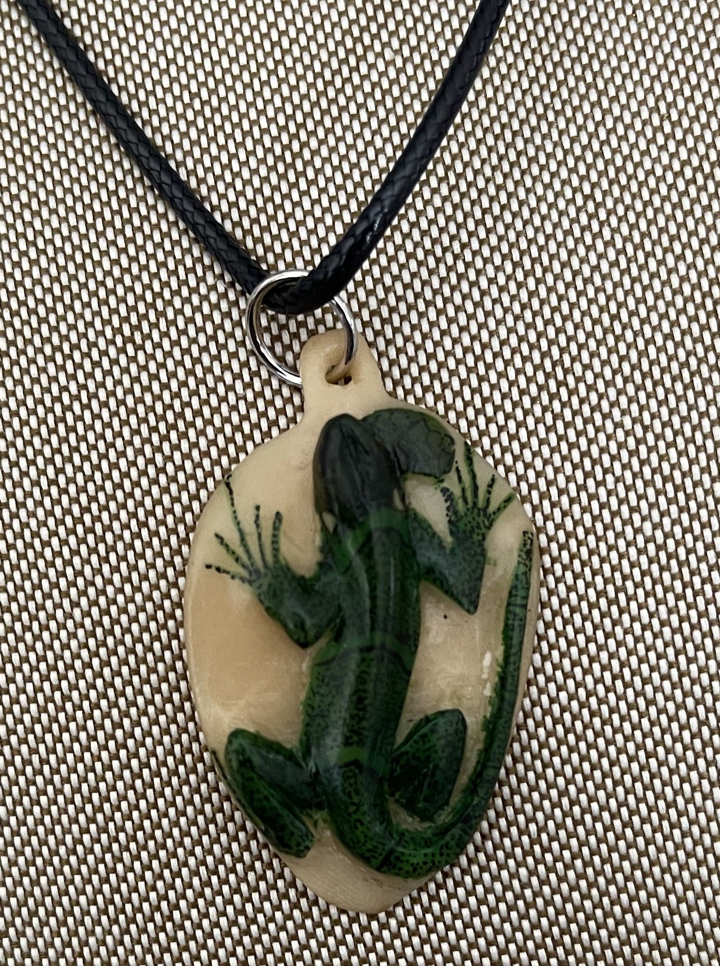 Tagua Jewelry Necklace Green Iguana Lizard Pendant Panama