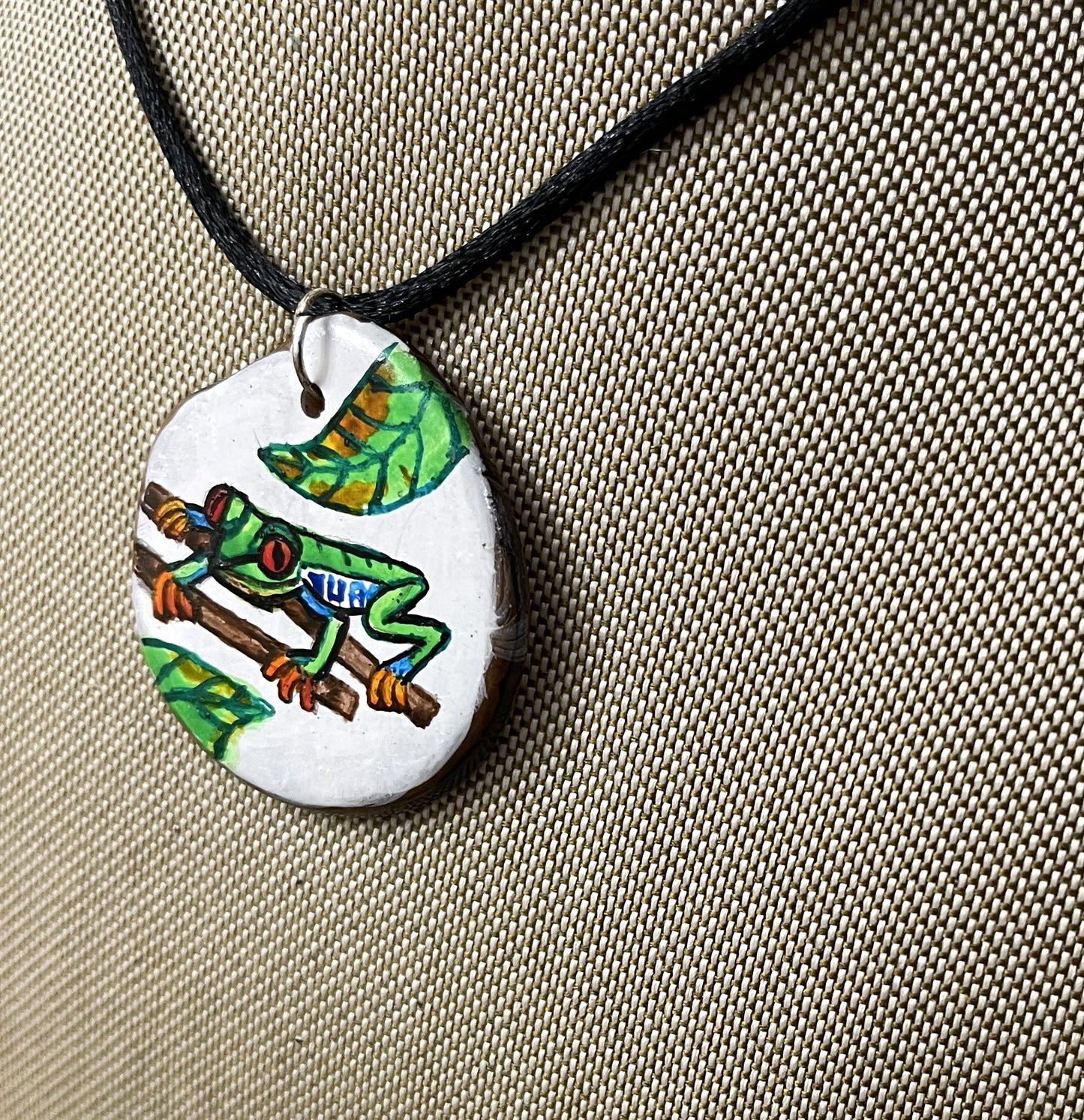 Etched Tagua Slice Tree Frog Carved Necklace Pendant Panama