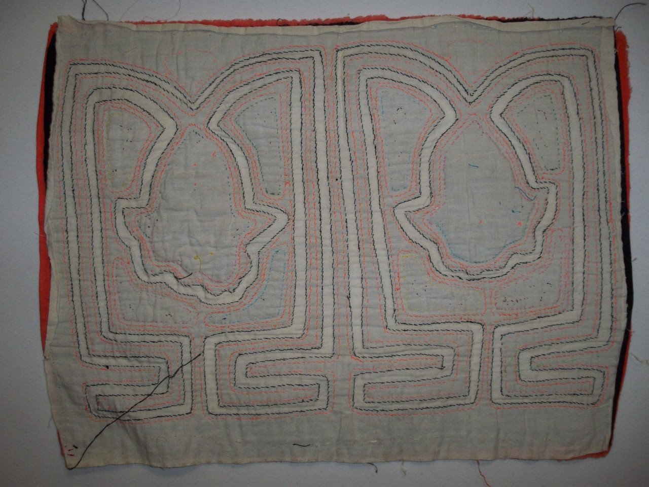 Kuna Indian Hand Sewn Traditional Mola Art-Panama 20102703L