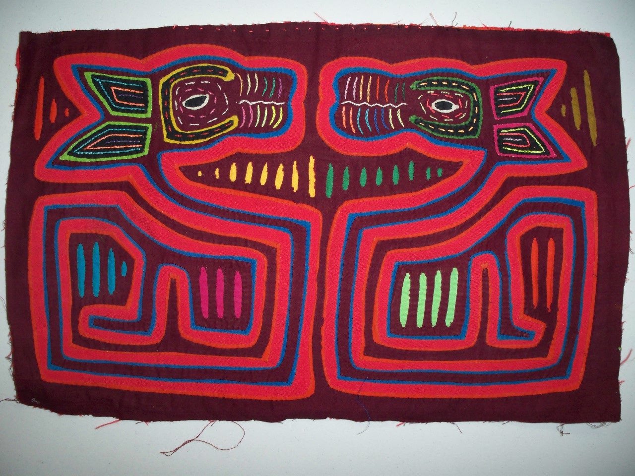 Kuna Indian Hand Sewn Optical Illusion Mola Panama San Blas-21010318L