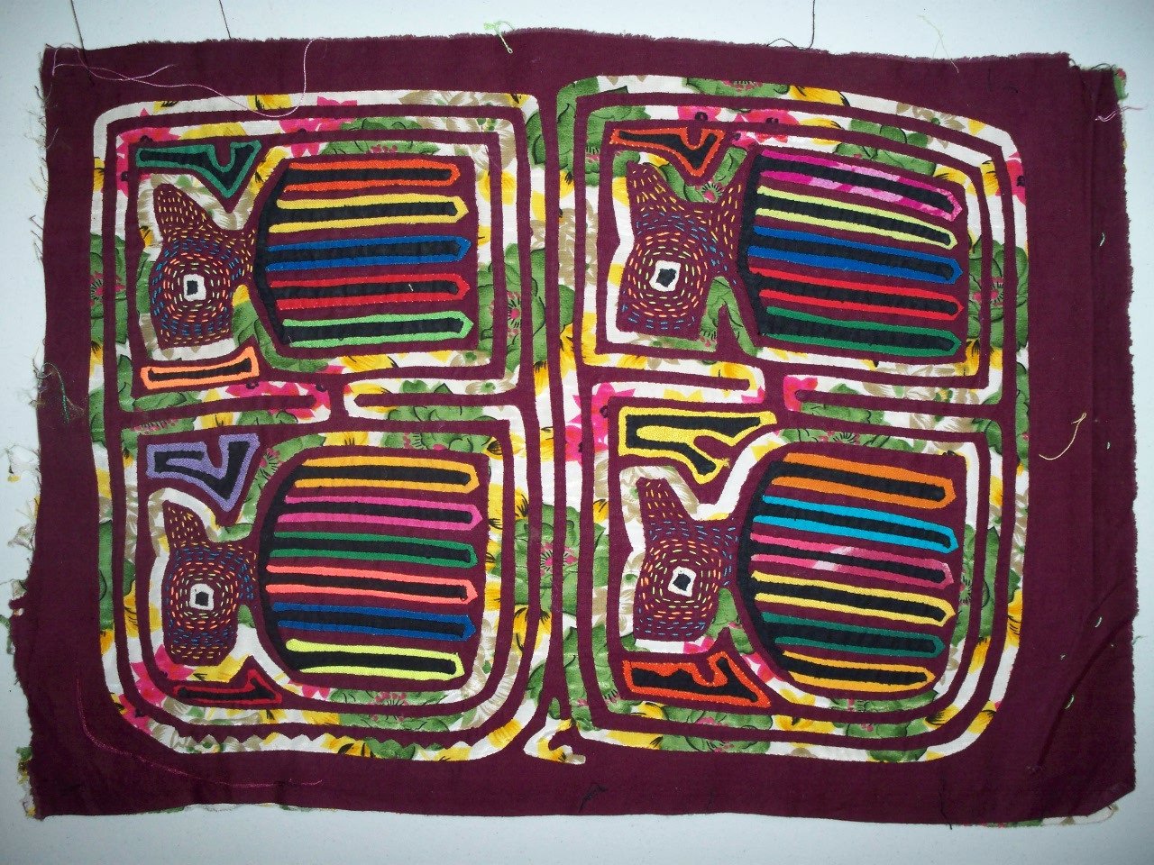 Kuna Indian Hand Sewn Traditional Mola Panama San Blas-20123121L