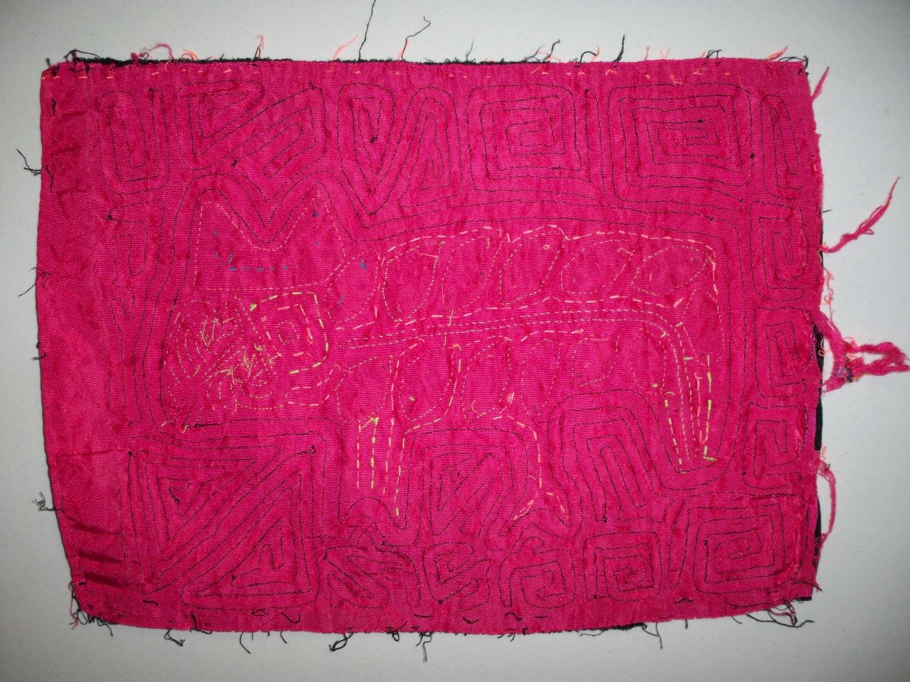 Kuna Indian Hand Sewn Optical Illusion Mola Panama San Blas-21021020L