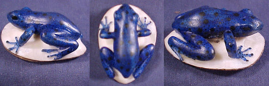 Wounaan Vintage Blue Tagua Nut Frog Carving-Panama 20121154L