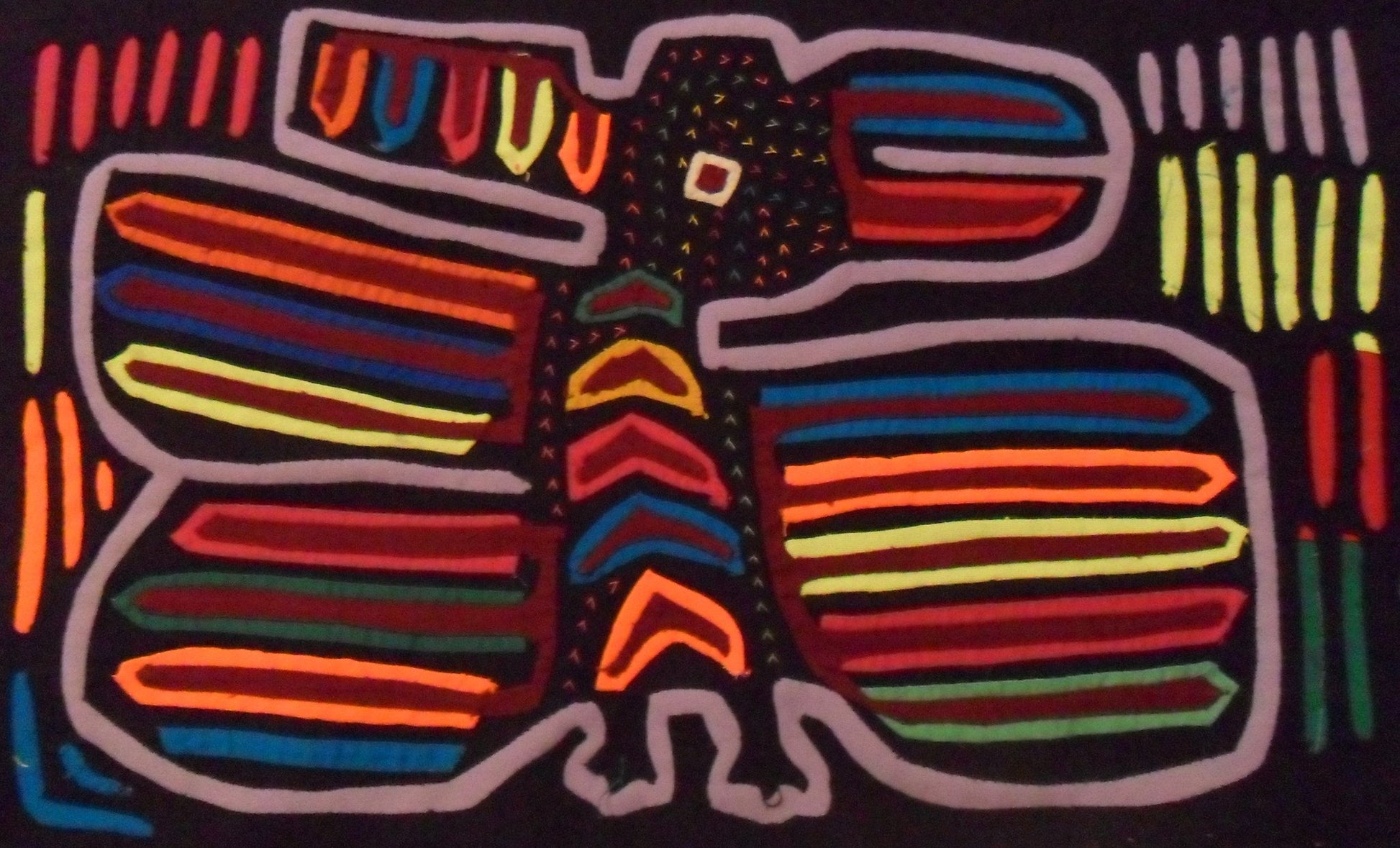 Traderbrock Kuna Hand Sewn Thunderbird Optical Illusion Mola Panama Art  15.75561