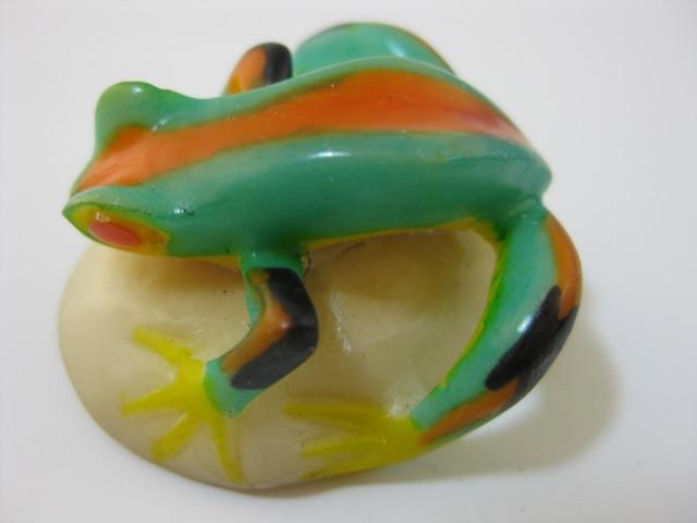 Wounaan Indian Hand Carved Frog Tagua Nut Carving -Panama 21021001L