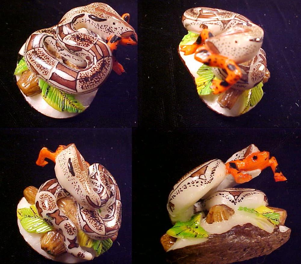 Wounaan Indian Boa Snake Eating Frog Tagua Carving 21042818L