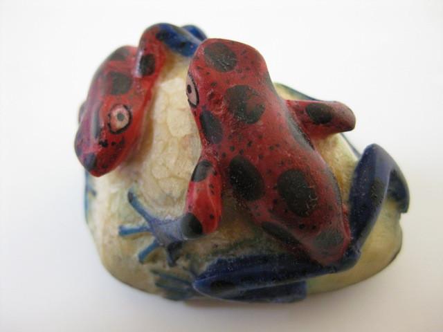 Wounaan Hand Carved Tagua Nut Double Frog Carving-Panama 20091822L