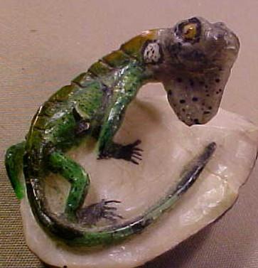 Wounaan Indian Iguana Tagua Carving-Panama 21043037L
