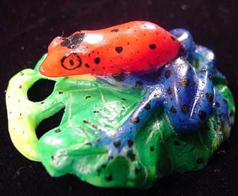 Wounaan Indian Blue Red Frog Tagua Pendant-Panama 21050407L