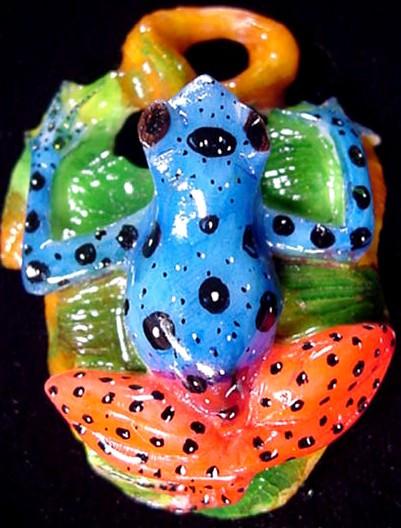 Wounaan Indian Frog Tagua Pendant Carving-Panama 21042913L