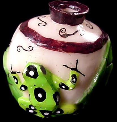 Wounaan Indian Hand Carved Tagua Frog Vase-Panama 20093003L