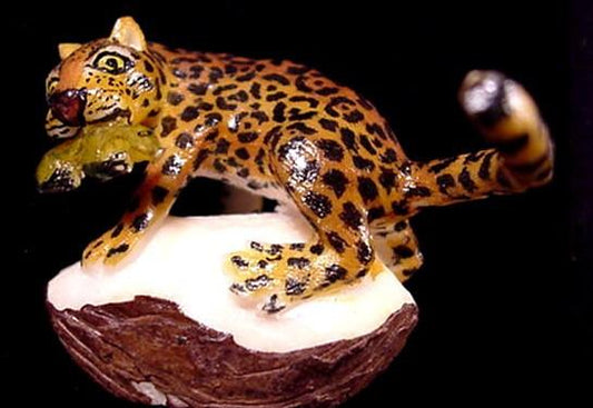 Wounaan Indian Jaguar Tagua Carving-Panama 21042710L