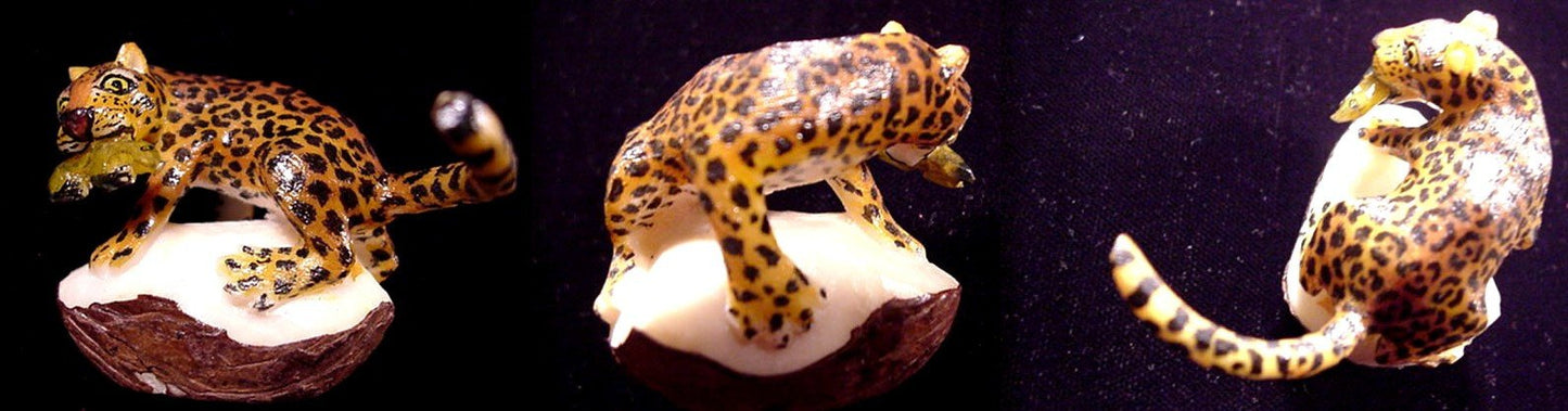 Wounaan Indian Jaguar Tagua Carving-Panama 21042710L