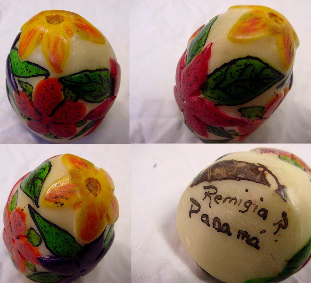 Wounaan Indian Etch Painted Flower Tagua Carving-Panama 21042822L