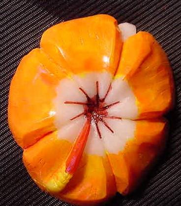 Wounaan Indian Tagua Hibiscus Flower Pendant Carving-Panama 21042605L