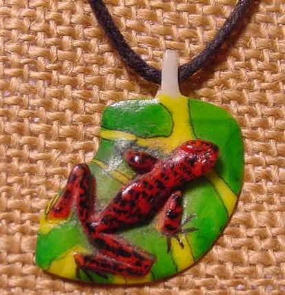 Wounaan Indian Frog Pendant Tagua Nut Carving-Panama 21031315L