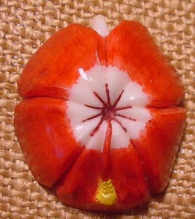 Wounaan Indian Flower Pendant Tagua Nut Carving-Panama  21031318L