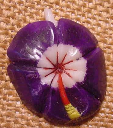 Wounaan Indian Flower Pendant Tagua Nut Carving-Panama  21031319L