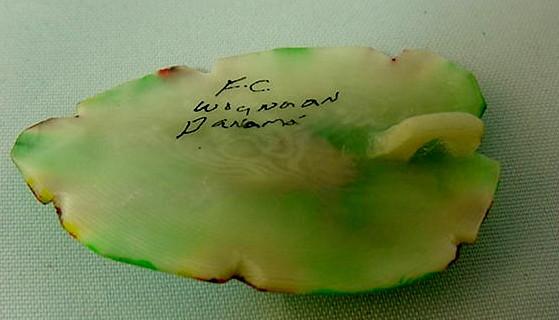 Wounaan Indian  Poison Dart Tagua Pendant Carving-Panama 21042612L