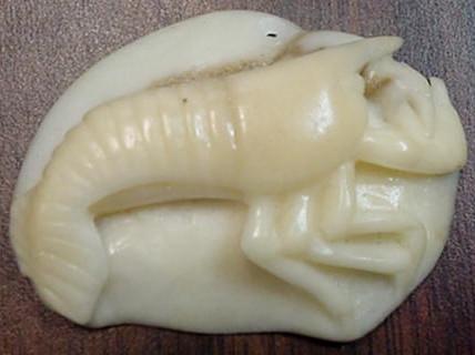 Wounaan Tagua Nut Shrimp Pendant Carving-Panama 21031105L