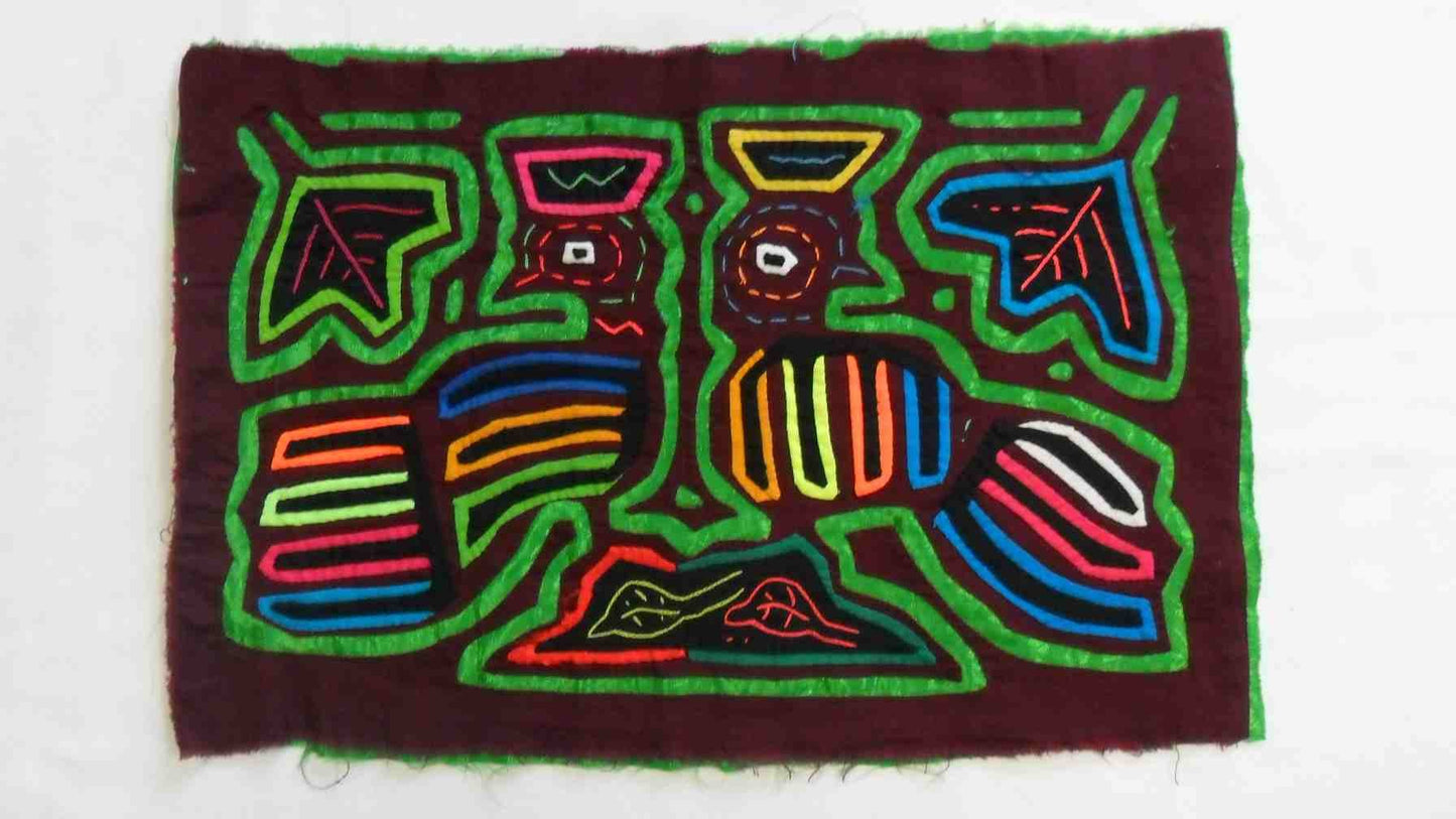 Kuna Indian Hand-Stitched Coy Lovebird Mola Panama Art 20092120L