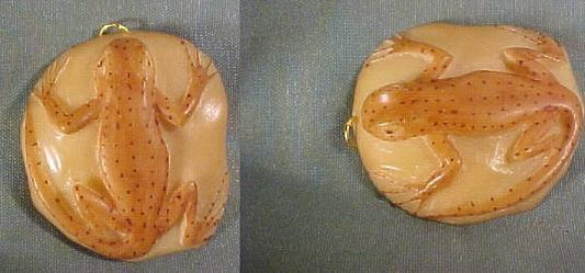 Wounaan Indian Gecko Tagua Nut Pendant Carving -Panama 21061923L