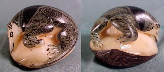 Wounaan Indian Anteater Tagua Nut Carving-Panama 21062211L