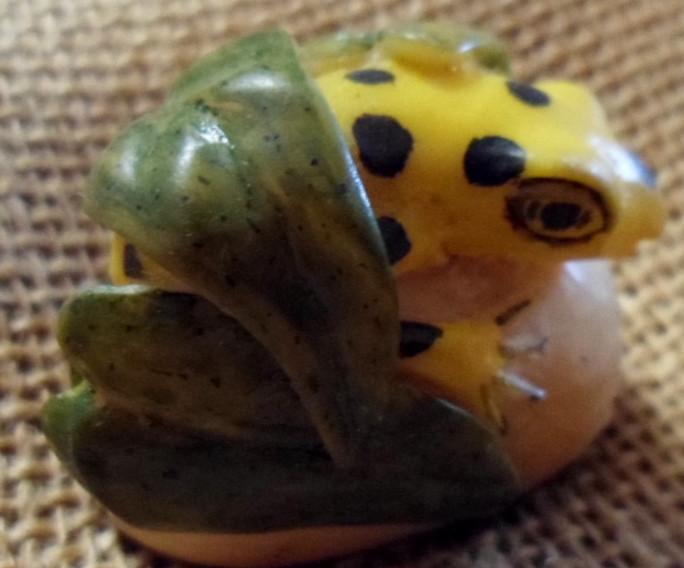 Wounaan Embera Poison Dart Frog Tagua Carving-Panama 16021108L