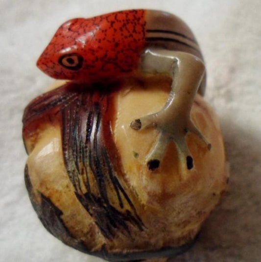 Wounaan Embera Red Head Gecko Tagua Carving-Panama 16030111L
