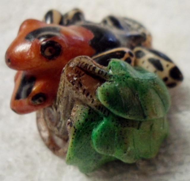 Wounaan Embera Poison Dart Frog Tagua Carving-Panama 16030116L