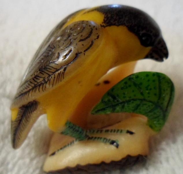 Wounaan Embera Tropical Oriole Bird Tagua Carving-Panama 16032904L