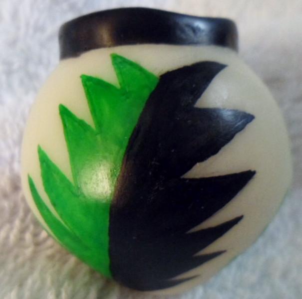 Wounaan Embera Etched Tagua Vase Carving-Panama 16042815L