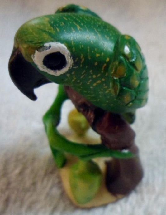 Wounaan Embera Green Parrot Bird Tagua Carving-Panama 16070604L