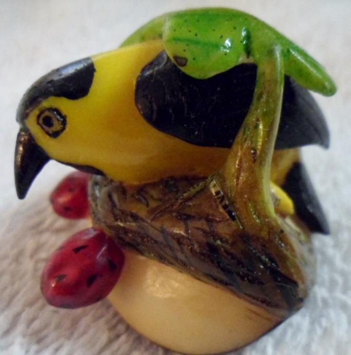 Wounaan Embera Seedeater Bird Tagua Carving-Panama 16070607L