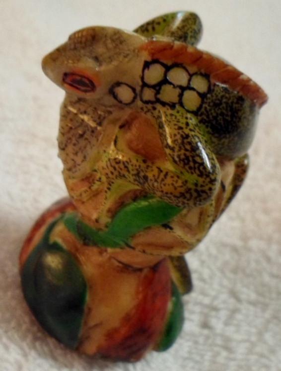 Wounaan Embera 2 Nut Iguana Lizard Tagua Carving-Panama 16070920L