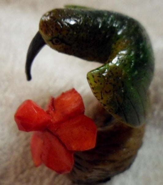 Wounaan Embera Hummingbird Tagua Carving-Panama 16082704M
