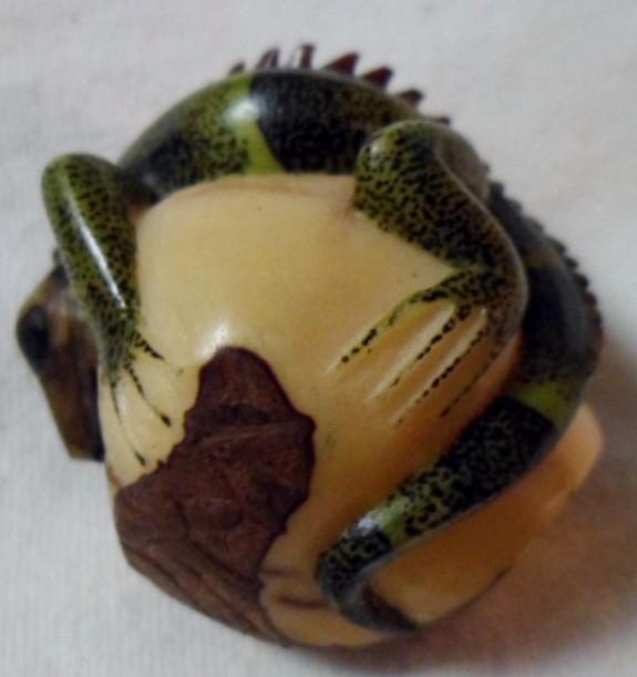 Wounaan Primitive Iguana Lizard Tagua Carving-Panama 15110608L