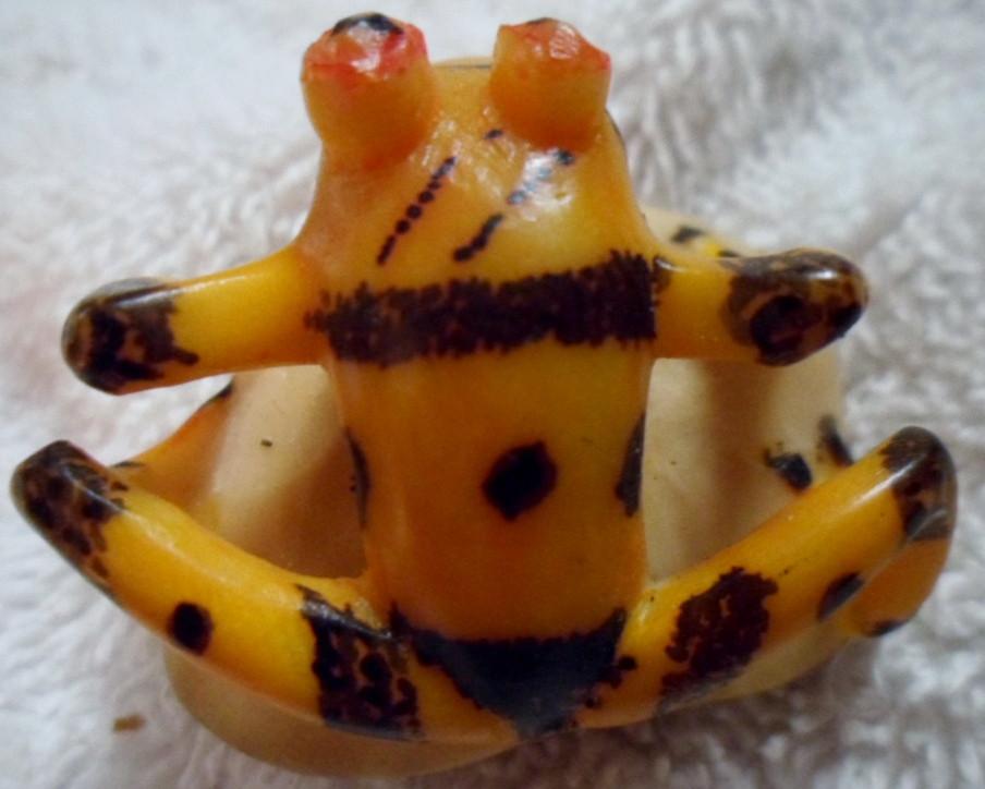 Wounaan Embera Poison Dart Frog Tagua Carving-Panama 16091706L