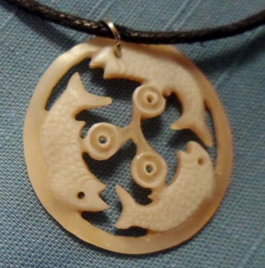 Wounaan Embera Fish Seashell Carved Necklace Jewelry Panama 16011413L