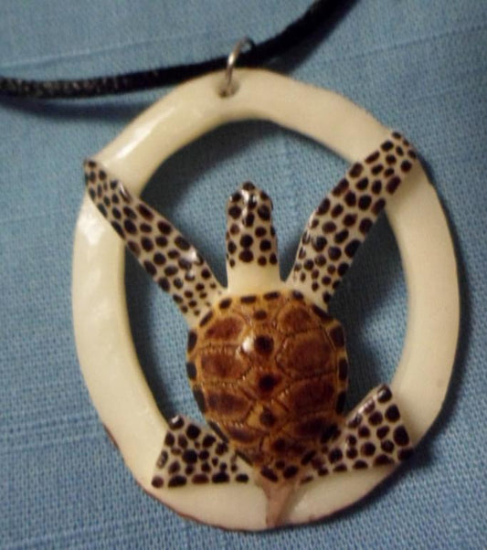 Wounaan Embera Tagua Sea Turtle Pendant Carving-Panama 16011911L